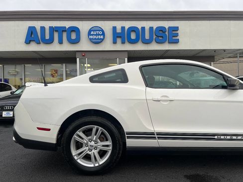 Used 2011 Ford Mustang Coupe w/ 101A Rapid Spec Order Code image 29