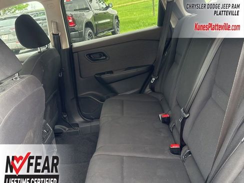 Used 2023 Nissan Rogue S AWD/4WD image 23