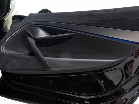 Used 2026 McLaren 750S Spider RWD image 69