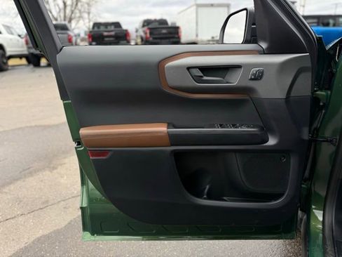 Certified 2025 Ford Bronco Sport Outer Banks w/ Outer Banks Tech Package+ image 11