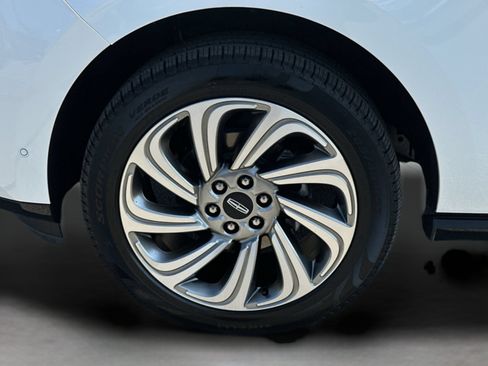 Used 2023 Lincoln Navigator Reserve AWD/4WD image 19