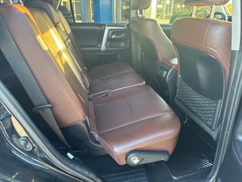 Used 2018 Toyota 4Runner Limited image 15