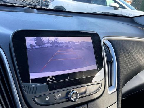 Certified 2022 Chevrolet Malibu LT image 19