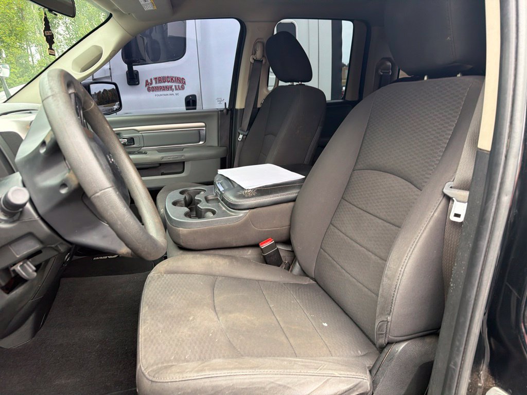 Used 2019 RAM 1500 Warlock AWD/4WD image 9