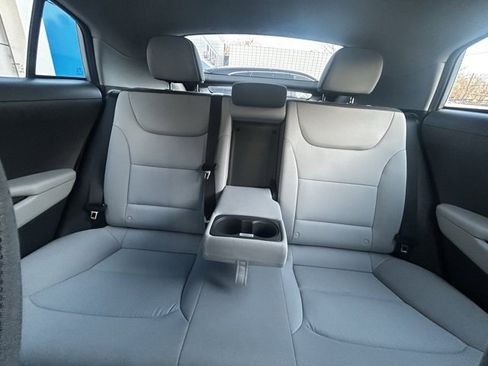 Used 2022 Hyundai Ioniq SE image 20