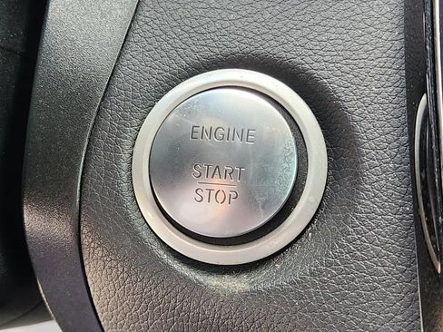 Used 2018 Mercedes-Benz GLC 300 image 21