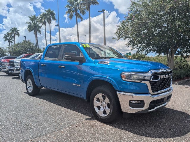 Used 2025 RAM 1500 Big Horn AWD/4WD image 2