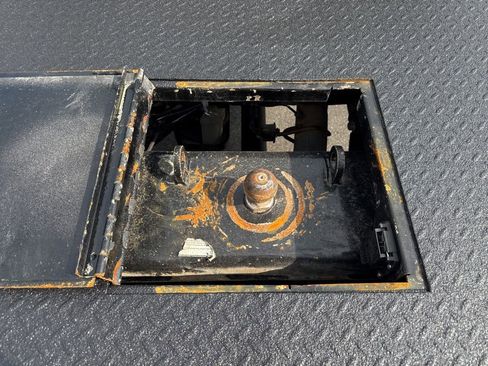 Used 2021 Chevrolet Silverado 3500 LT w/ Snow Plow Prep Package image 8