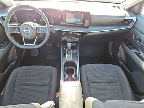 Used 2025 Nissan Kicks S image 11