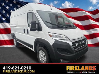 New 2026 RAM ProMaster 1500 w/ Quick Order Package 22G SLT