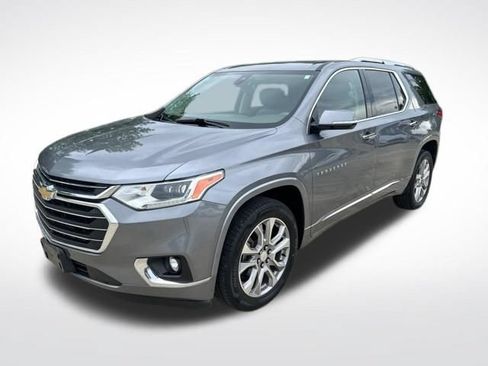 Used 2019 Chevrolet Traverse Premier w/ Driver Confidence II Package FWD image 7