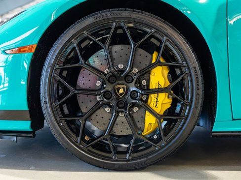 Used 2023 Lamborghini Huracan Tecnica RWD image 22