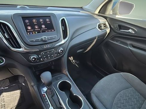 Used 2024 Chevrolet Equinox LT FWD image 24