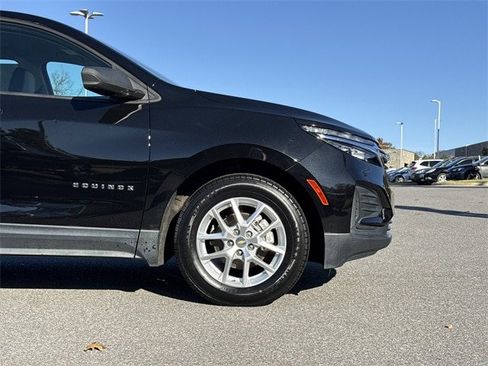 Used 2022 Chevrolet Equinox LS image 14