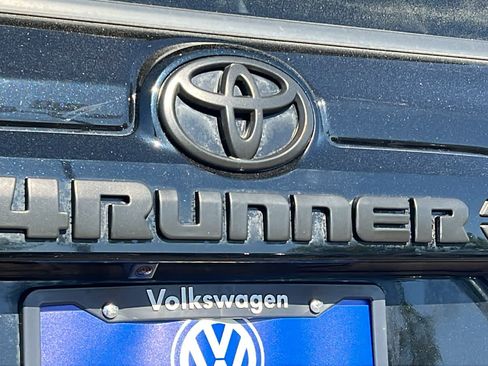 Used 2023 Toyota 4Runner SR5 Premium w/ Moonroof Package AWD/4WD image 28