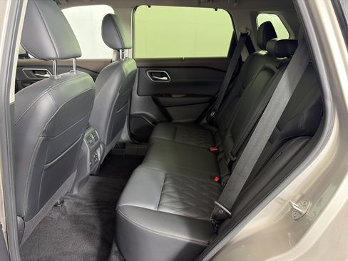 Certified 2023 Nissan Rogue Platinum w/ Platinum Premium Package AWD/4WD image 7