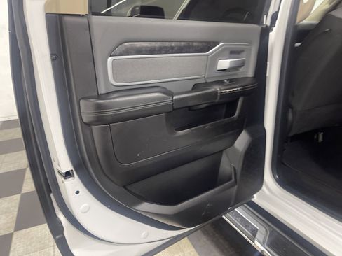Used 2019 RAM 3500 Big Horn AWD/4WD image 15