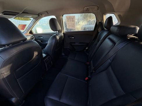 Certified 2021 Nissan Rogue SV image 22