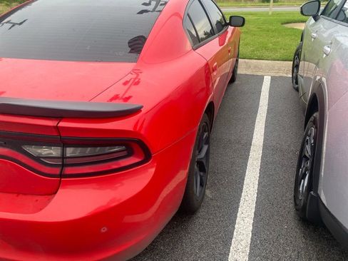 Used 2020 Dodge Charger SXT w/ Blacktop Package RWD image 8