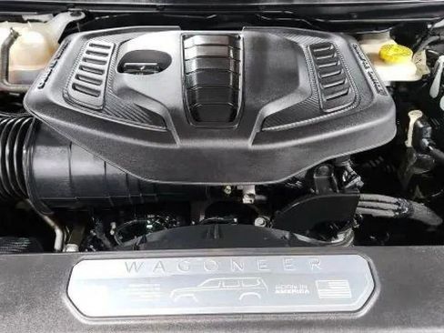 Used 2023 Jeep Wagoneer L Series II image 28