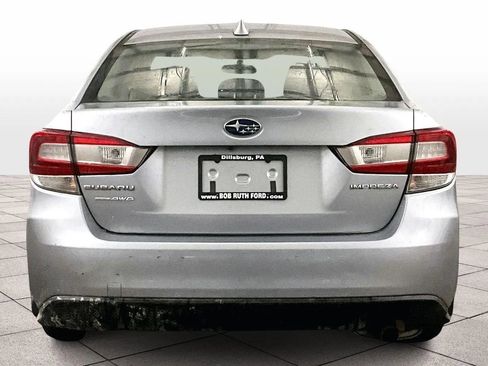 Used 2019 Subaru Impreza 2.0i Premium image 4