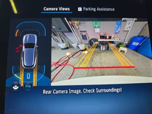 Certified 2025 Mercedes-Benz GLC 43 AMG 4MATIC image 24