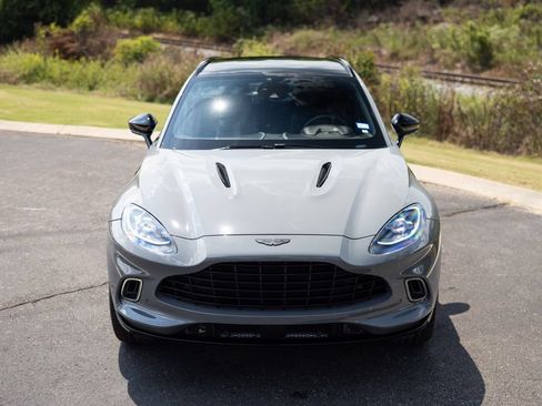 Used 2022 Aston Martin DBX AWD/4WD image 11