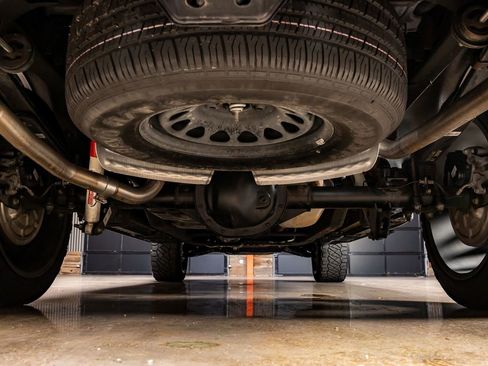 Used 2021 Chevrolet Silverado 1500 LT Trail Boss w/ Convenience Package II image 15