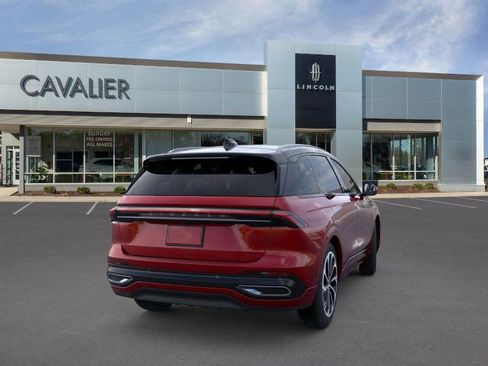 New 2025 Lincoln Nautilus Reserve image 8