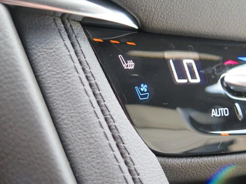 New 2026 Cadillac XT5 Sportv AWD/4WD image 17