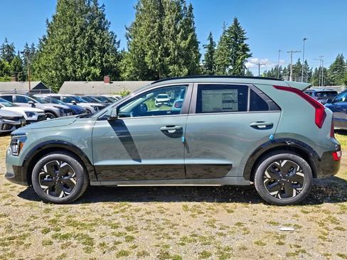 New 2026 Kia Niro Wind FWD image 2