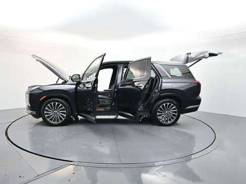 Used 2024 Hyundai Palisade Calligraphy image 44