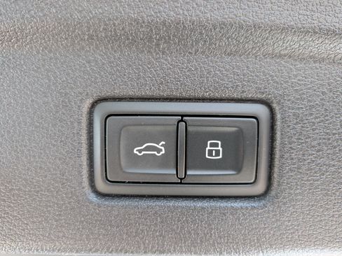 Used 2022 Audi A5 2.0T Premium Plus image 31