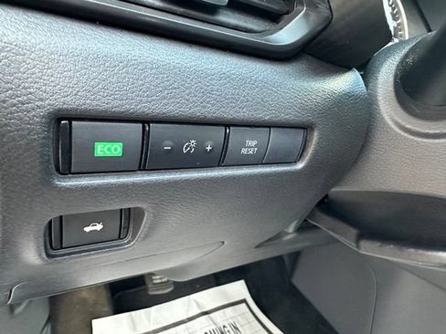 Used 2022 Nissan Sentra S FWD image 19