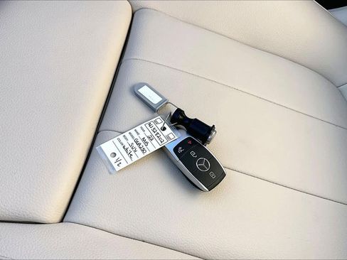 Used 2022 Mercedes-Benz GLA 250 image 14