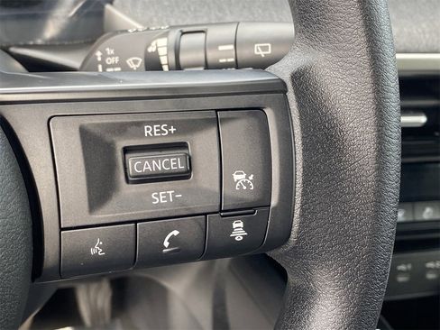 New 2026 Nissan Kicks SV image 31