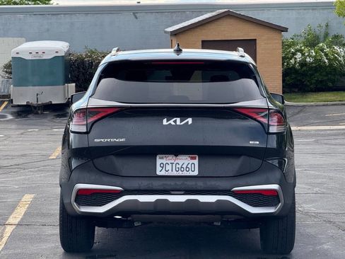 Used 2023 Kia Sportage EX w/ EX Premium Package image 6