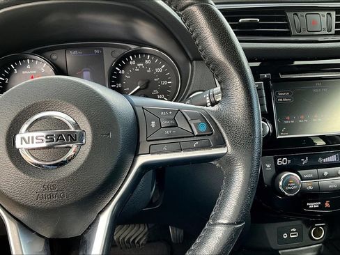 Used 2020 Nissan Rogue SL w/ Premium Package AWD/4WD image 13