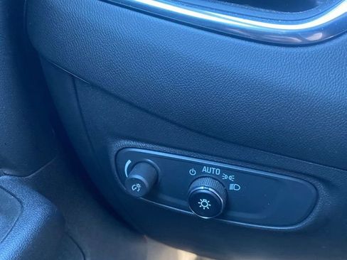 Certified 2024 Chevrolet Equinox LT w/ LPO, Floor Liner Package image 32