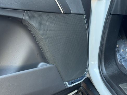 Used 2023 Cadillac Escalade ESV Sport w/ Touring Package image 21