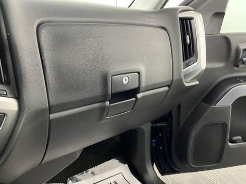 Used 2017 Chevrolet Silverado 1500 LT w/ All Star Edition AWD/4WD image 32