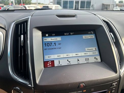 Used 2018 Ford Edge Titanium w/ Equipment Group 301A AWD/4WD image 20