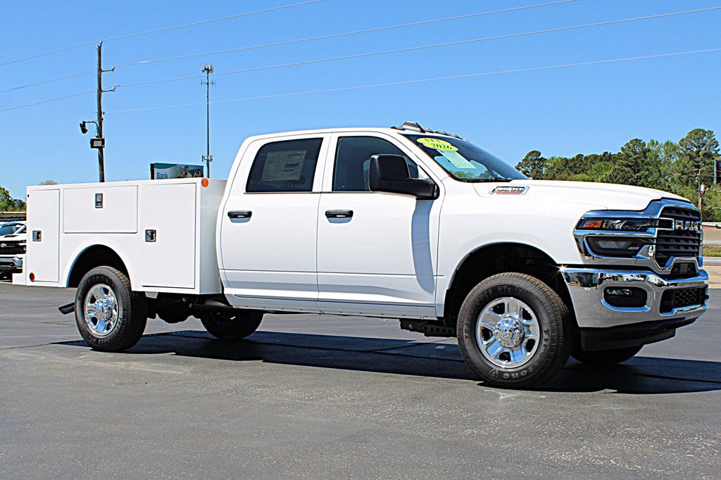 Used 2026 RAM 3500 Tradesman w/ Chrome Appearance Group A AWD/4WD image 2