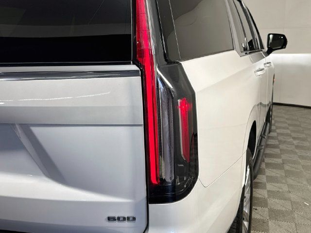 Used 2023 Cadillac Escalade ESV Premium Luxury AWD/4WD image 33