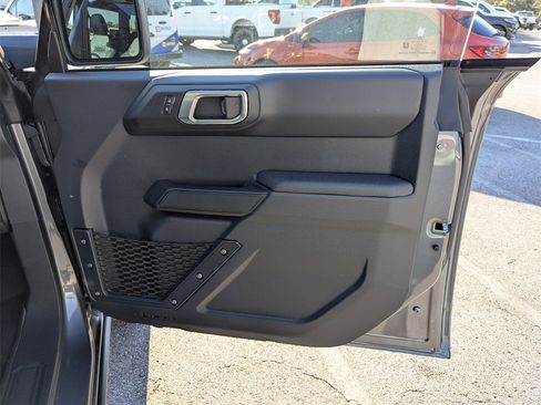 New 2025 Ford Bronco Badlands image 31