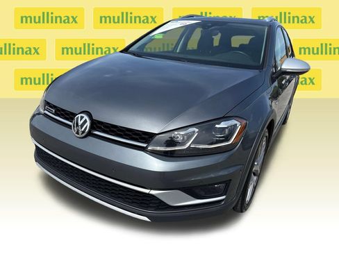 Used 2019 Volkswagen Golf Alltrack SEL AWD/4WD image 10