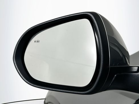 Used 2025 Buick Encore GX Sport Touring FWD image 16