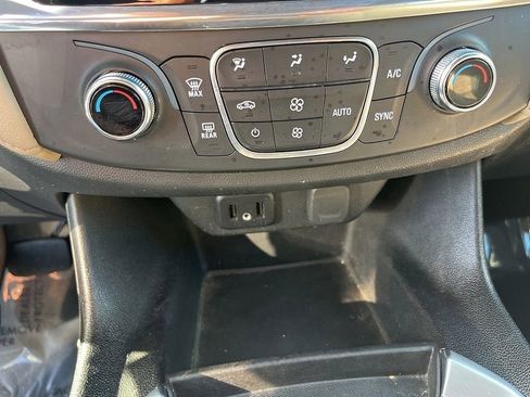 Used 2023 Chevrolet Traverse LS w/ Safety Package image 38