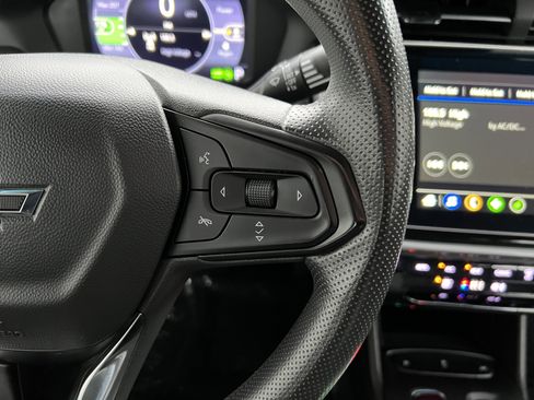 Used 2023 Chevrolet Bolt LT w/ Driver Confidence Package image 27