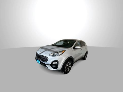 Used 2020 Kia Sportage LX AWD/4WD image 4